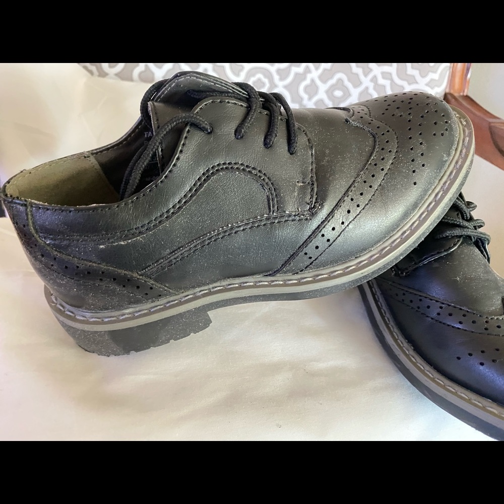 Boys Wingtips - Picture 2 of 4
